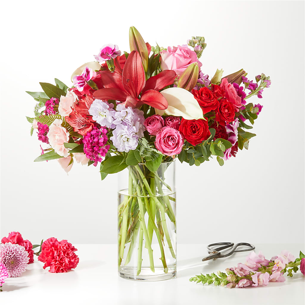 Swooning Over You - A Luxury Florist Original – TALLEY'S FLOWER SHOP, King NC