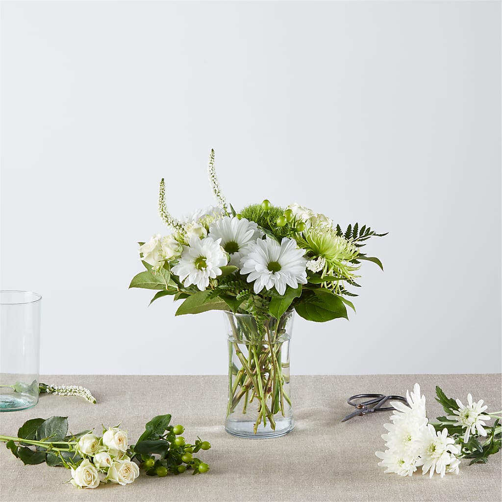 Irish Garden - A Florist Original – TALLEY'S FLOWER SHOP, King NC