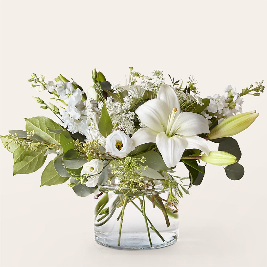 Alluring Elegance Bouquet – TALLEY'S FLOWER SHOP, King NC