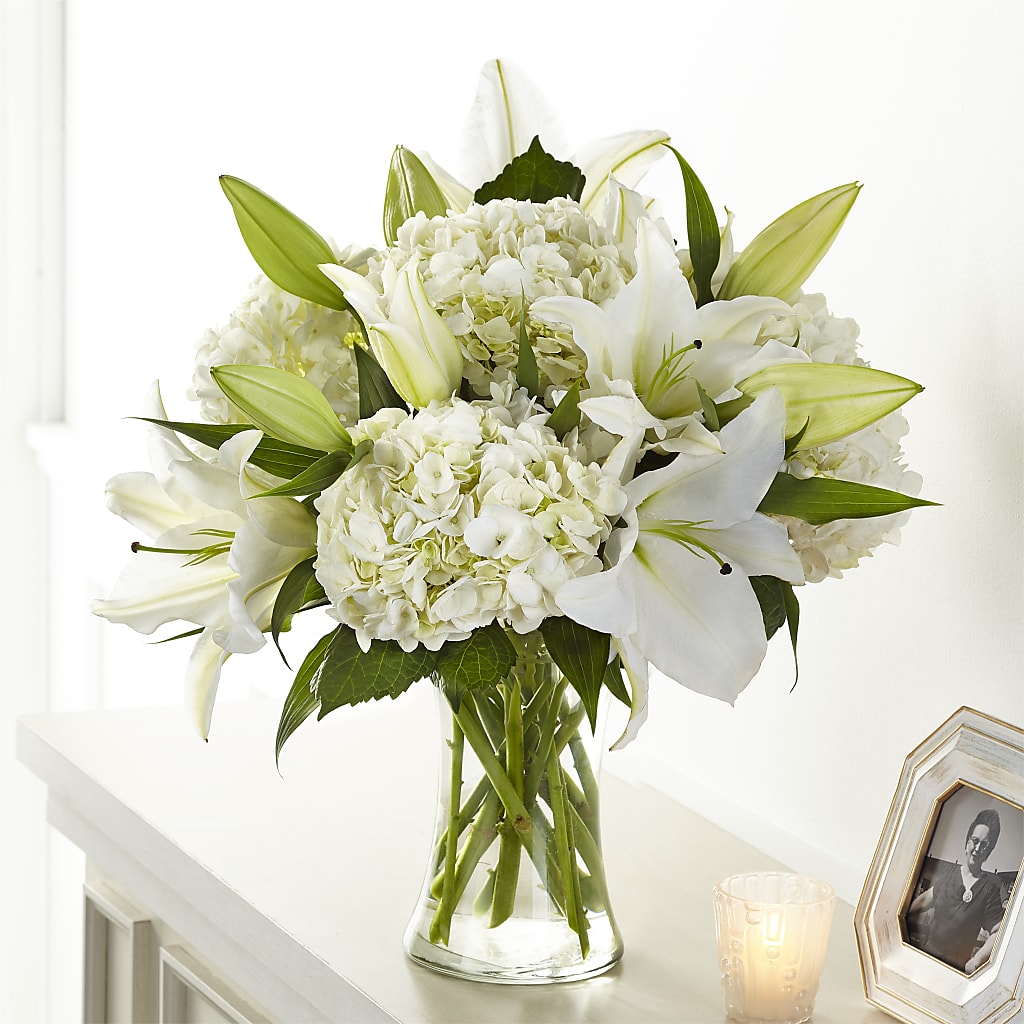 Compassionate Lily Bouquet – TALLEY'S FLOWER SHOP, King NC