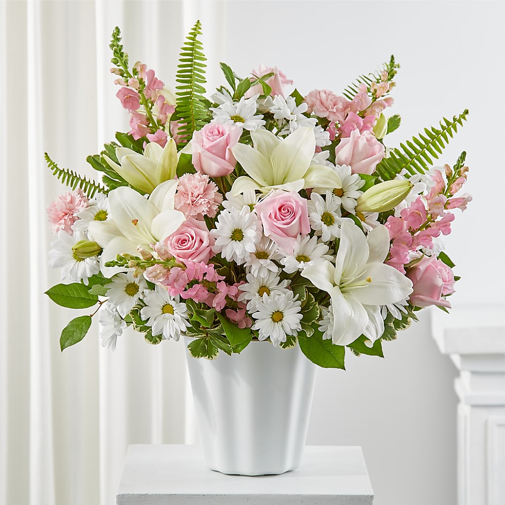 Soft Touch Tabletop Basket – TALLEY'S FLOWER SHOP, King NC