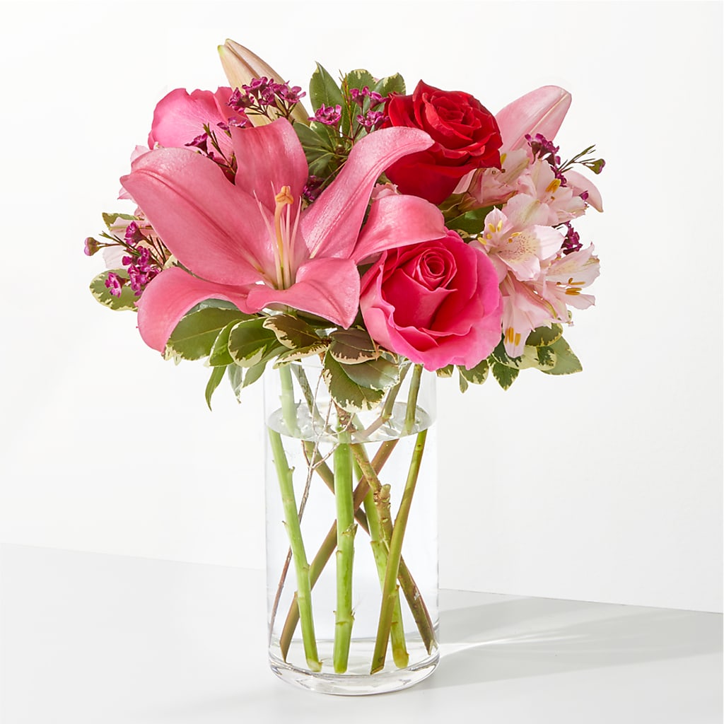 Lucky in Love Bouquet – TALLEY'S FLOWER SHOP, King NC