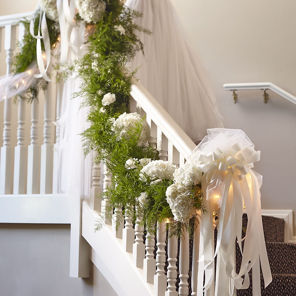 Champagne Dreams Garland – TALLEY'S FLOWER SHOP, King NC