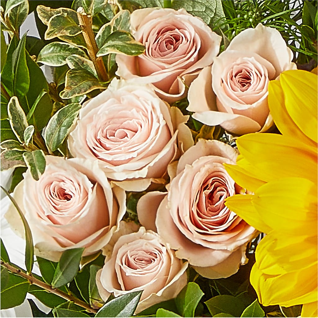 The Good Life Bouquet – TALLEY'S FLOWER SHOP, King NC