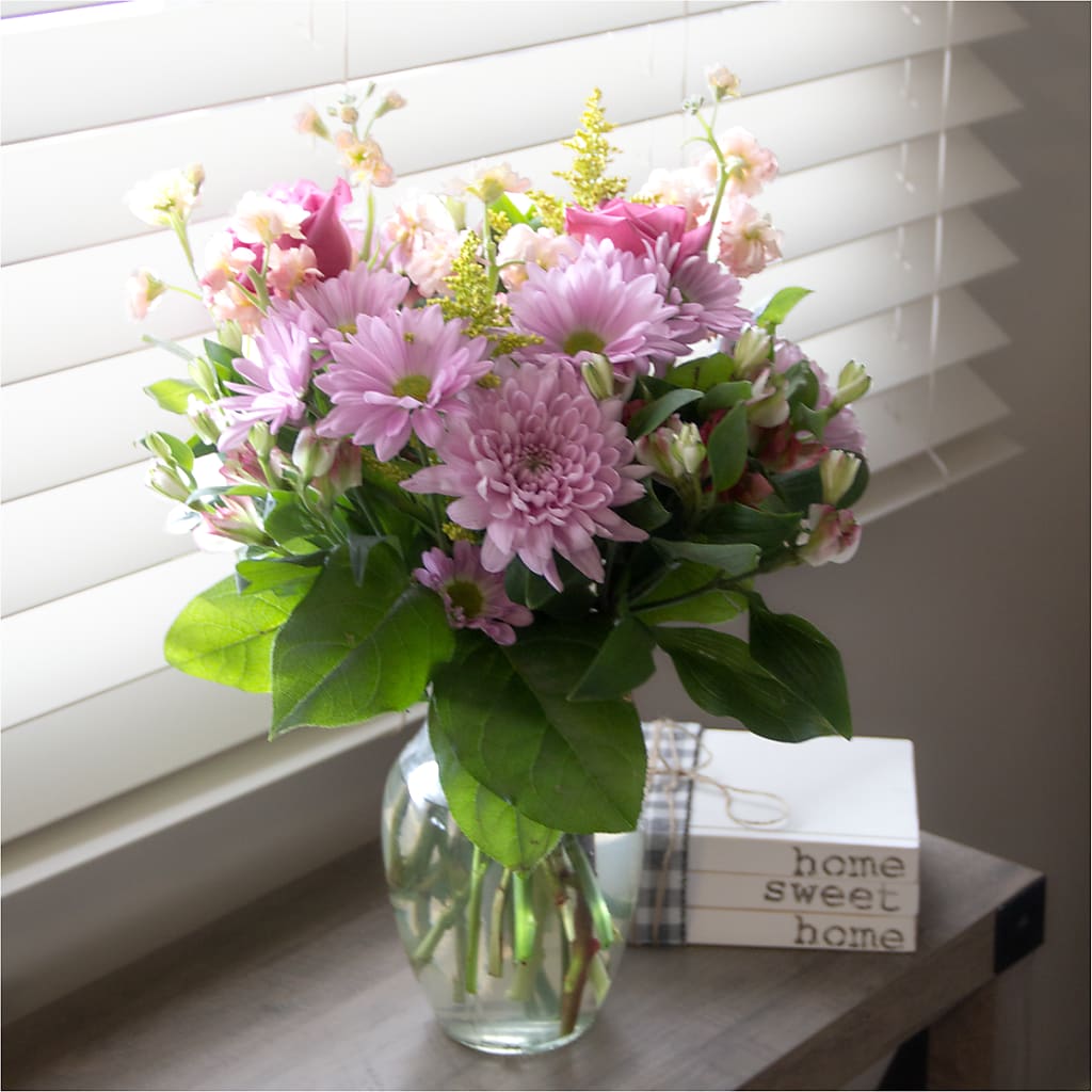 Pastel Tradition - A Florist Original – TALLEY'S FLOWER SHOP, King NC