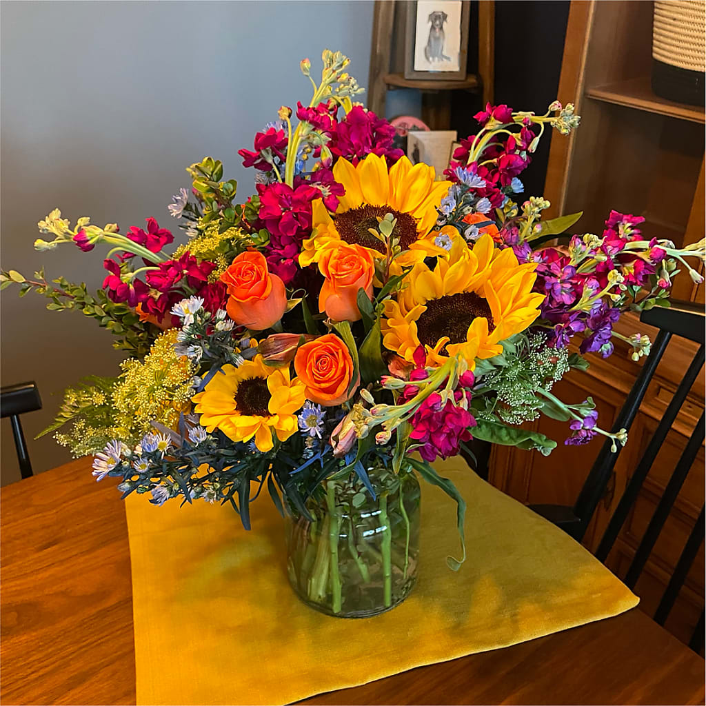 Rays of Life Bouquet – TALLEY'S FLOWER SHOP, King NC