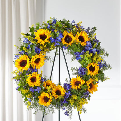 Bright Rays Wreath – TALLEY'S FLOWER SHOP, King NC
