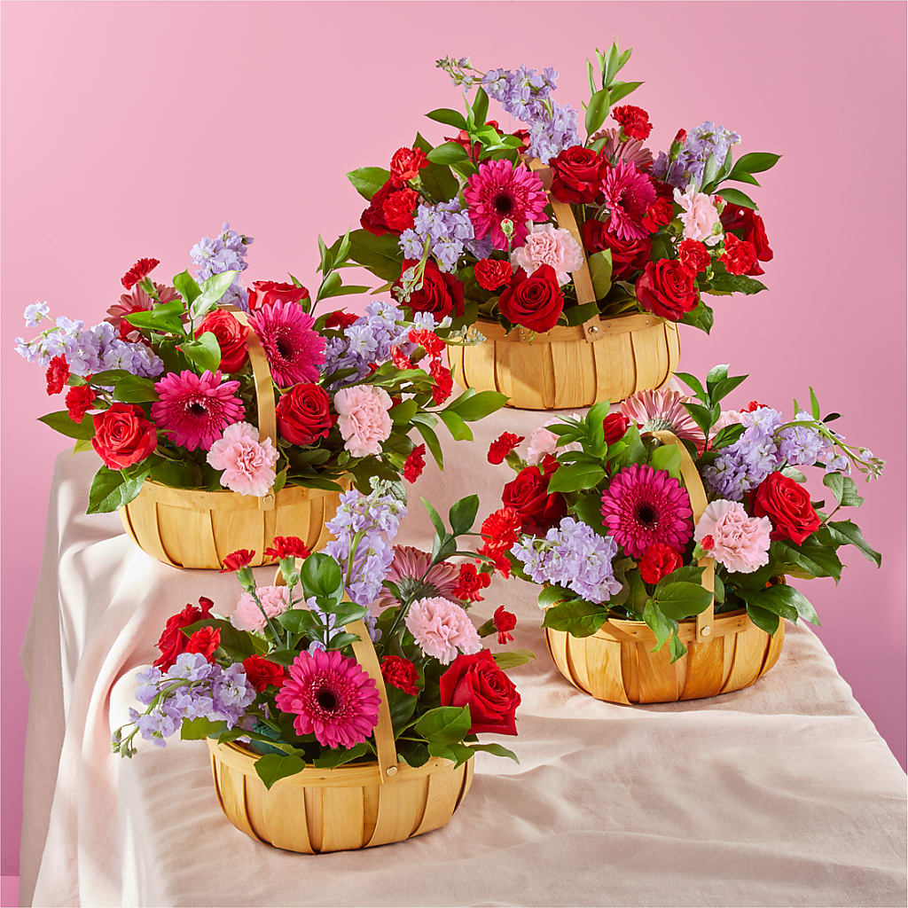 Pink Picnic Basket – TALLEY'S FLOWER SHOP, King NC
