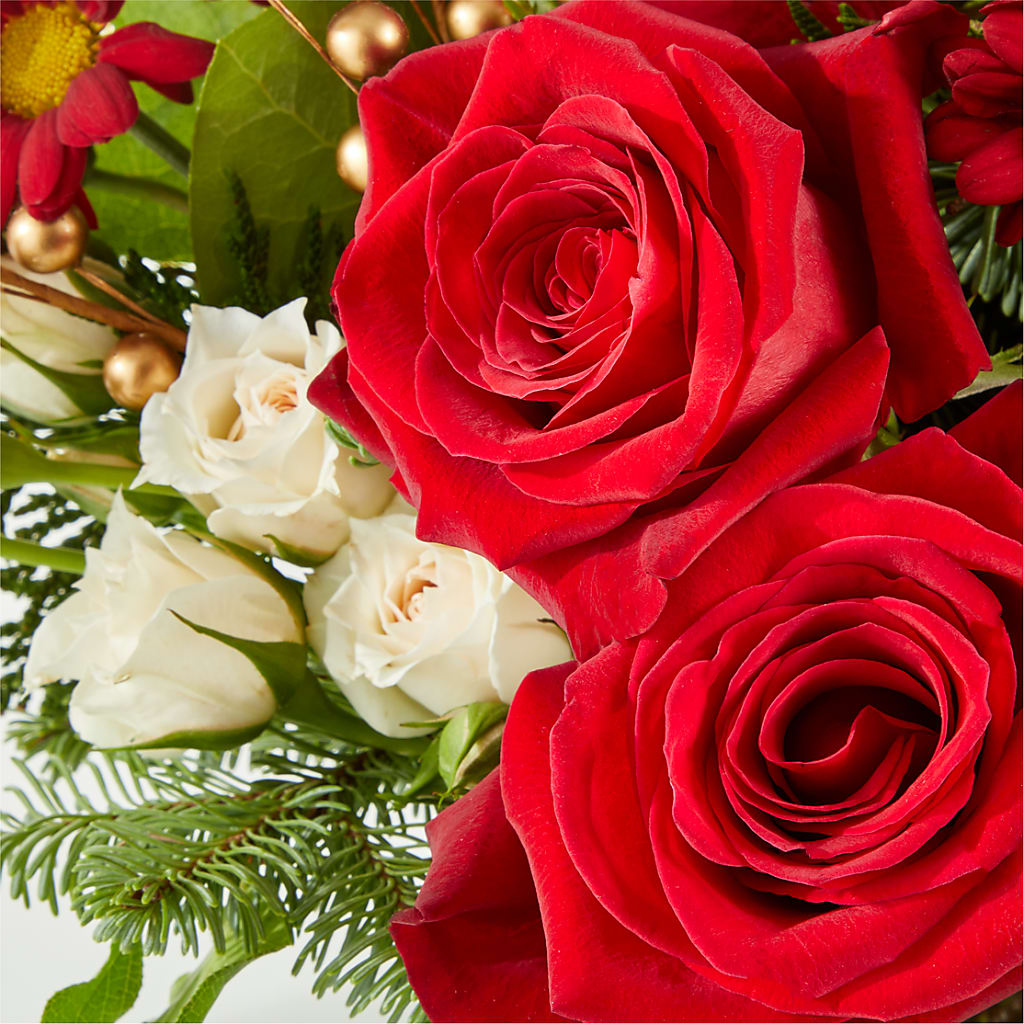 Believe Bouquet – TALLEY'S FLOWER SHOP, King NC