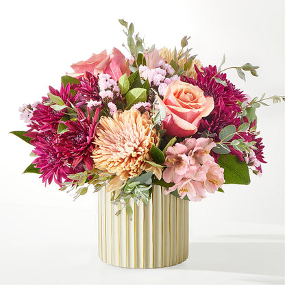 Berry Cobbler Bouquet with Ivory Vase – TALLEY'S FLOWER SHOP, King NC
