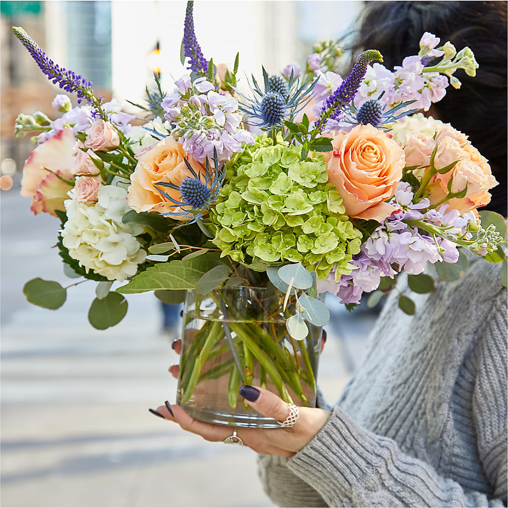 Porch Swing Bouquet – TALLEY'S FLOWER SHOP, King NC