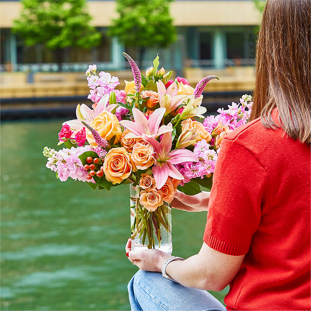 Bisous Bouquet – TALLEY'S FLOWER SHOP, King NC