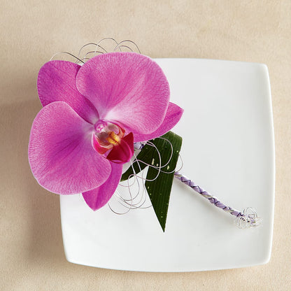 Glorious Boutonniere – TALLEY'S FLOWER SHOP, King NC
